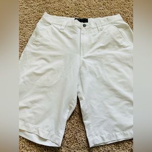 Oakley golf shorts. Size 34.